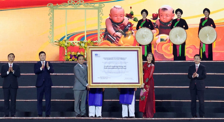 Đón nhận Bằng UNESCO ghi danh Nghề làm tranh dân gian Đông Hồ- Ảnh 2.