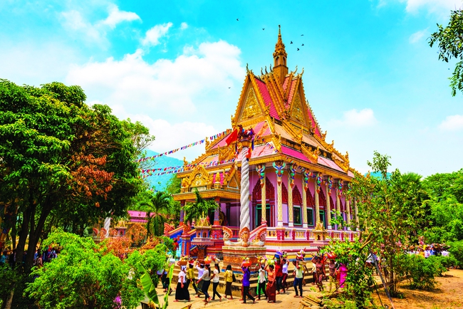 Tây Ninh đẩy mạnh bảo tồn và phát huy giá trị văn hóa các dân tộc thiểu số - Ảnh 1. Tây Ninh đẩy mạnh bảo tồn và phát huy giá trị văn hóa các dân tộc thiểu số - Ảnh 1.